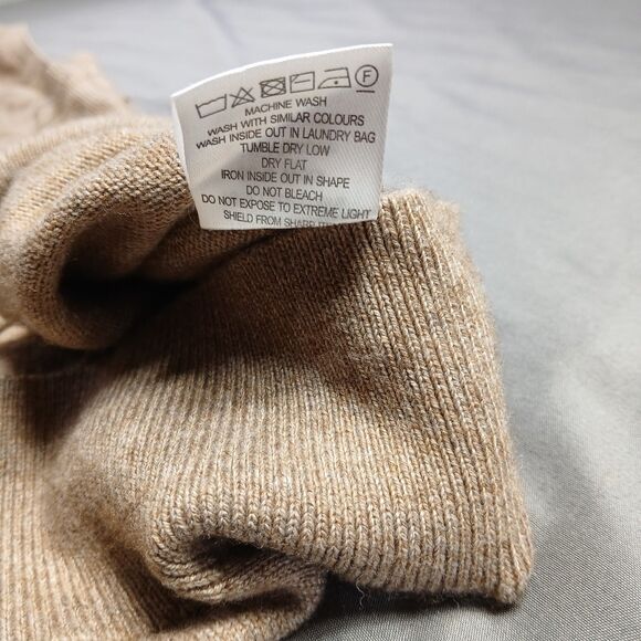 Kallspin Sweater Vest Mens M Cashmere Wool Classic Stretch Preppy Beige V Neck - Picture 6 of 9